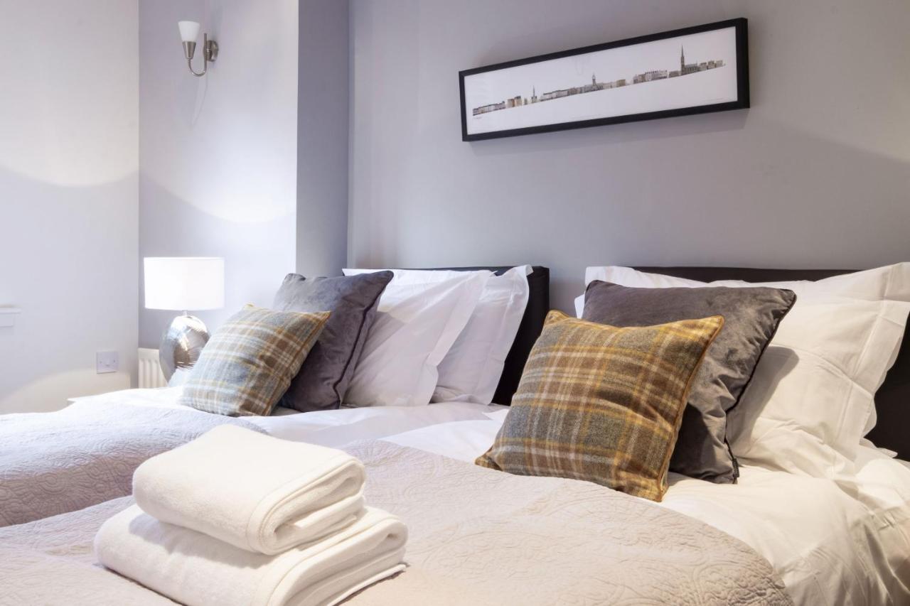The Rock View Old Town 2-bedroom Terrace Lift Parking Apartment EDI