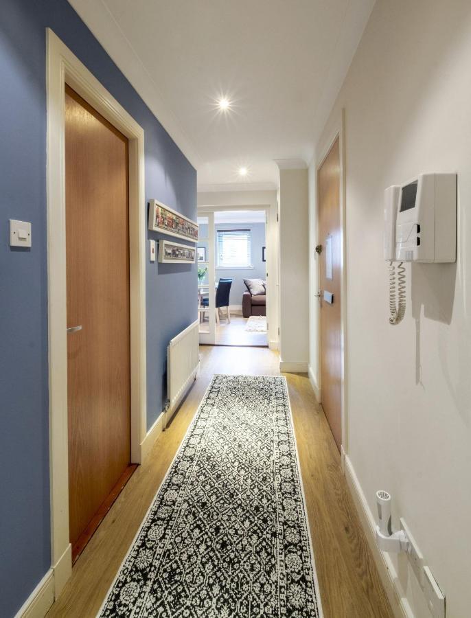The Rock View Old Town 2-bedroom Terrace Lift Parking Apartment EDI